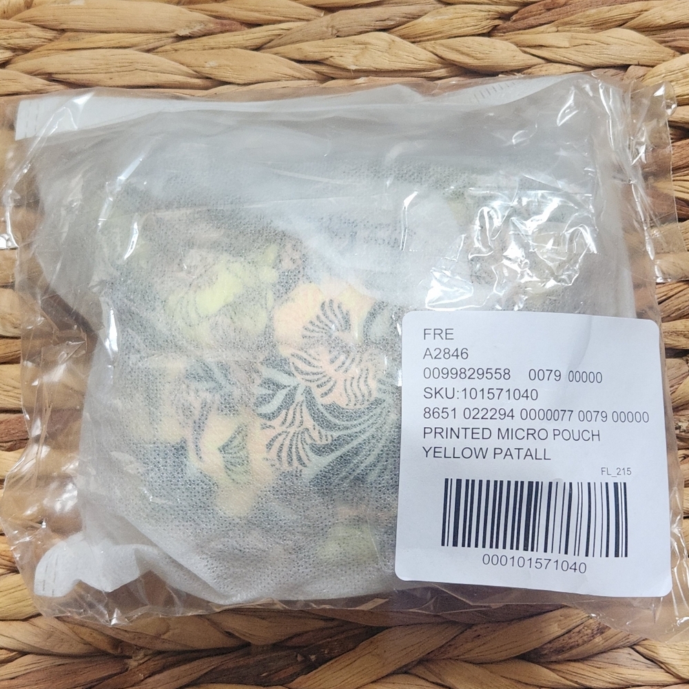 Free People NEW! Movement Printed Micro Pouch in Dense Floral - Picture 3 of 9